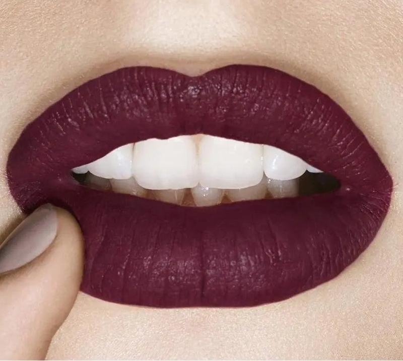 Maybelline Maybelline Colour Sensational Lipstick 887 Blackest Berry