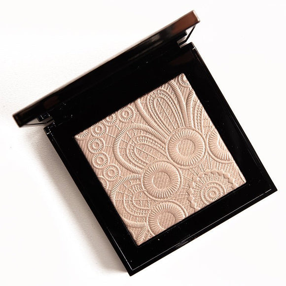 Burberry Fresh Glow Highlighter Nude Gold 02 - Branded Beauty