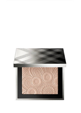 Burberry Fresh Glow Highlighter Nude Gold 02 - Branded Beauty
